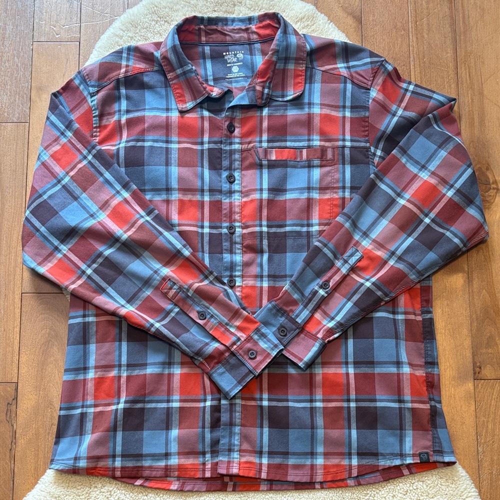 Mountain Hardwear Red & Blue Plaid Long-Sleeve Button-Down Shirt